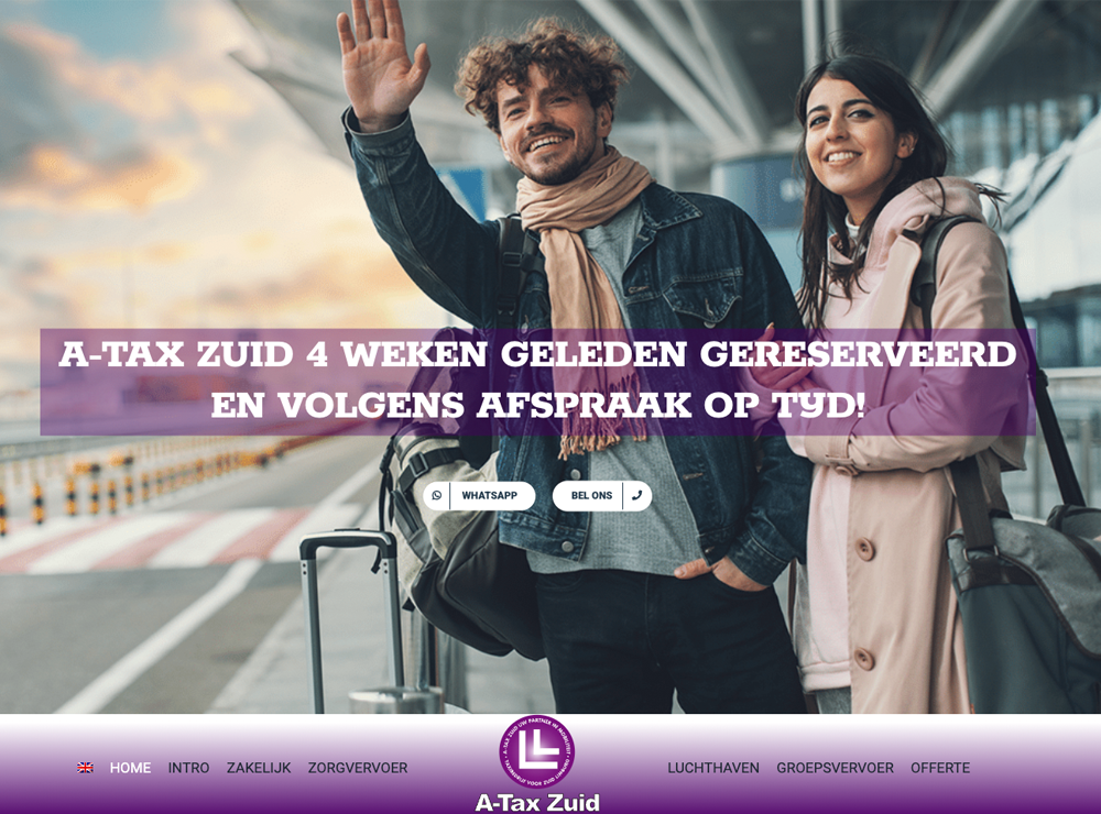 A-Tax Zuid by webdesign limburg - Webdesign Limburg Two travelers at an airport waving, with a purple banner displaying Dutch text about a booked ride on time. The banner text reads: "A-TAX ZUID 4 WEEKEN GELEDEREN GERESERVEERD EN VOLGENS AFSPRAAK OP TIJD"